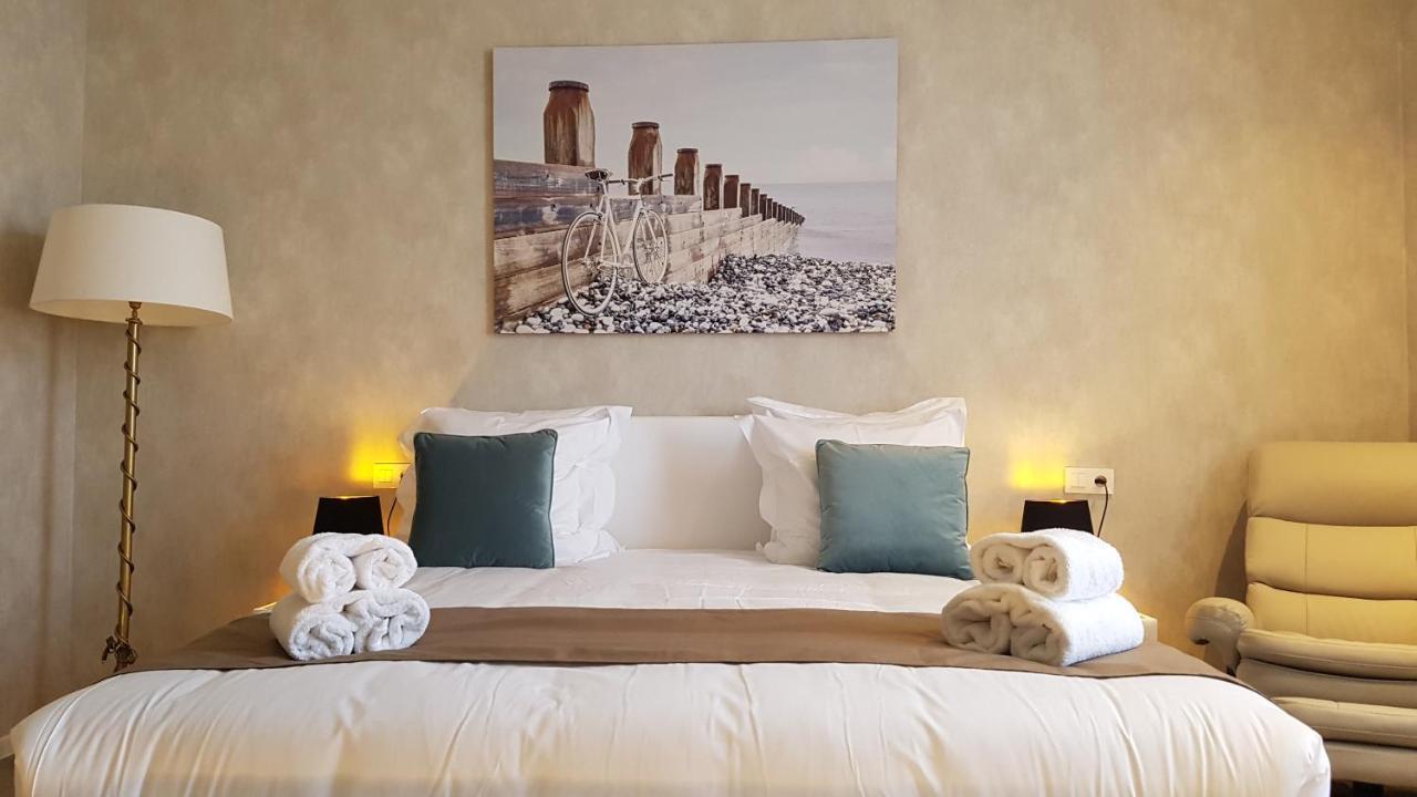 Hotel Acropolis " Op Het Sportiefste Park Van De Kust " Миделкерк Экстерьер фото